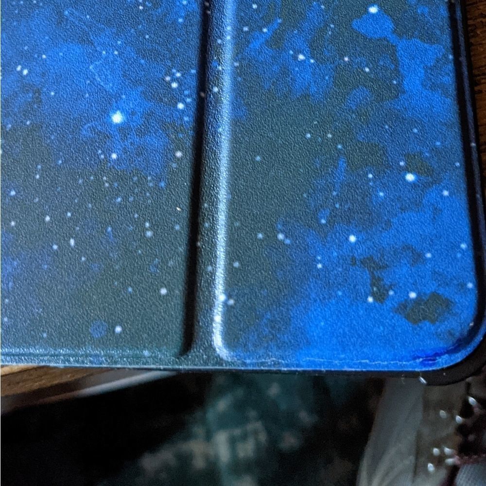 Fintie Fire HD 10 Slim Case Starry Sky Design - Picture 9 of 9